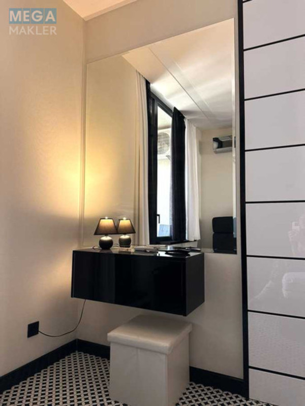 Оренда 1 кімнатної квартири, <a class="location-link" href="/kiev/" title="Недвижимость Київ">Київ</a>, <a class="location-link" href="/kiev/pecherskij/" title="Недвижимость Печерський район">Печерський р-н</a>, Ділова вул., 1/2 (изображение 7)