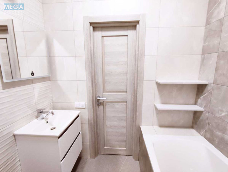 Оренда 1 кімнатної квартири, <a class="location-link" href="/kiev/" title="Недвижимость Київ">Київ</a>, <a class="location-link" href="/kiev/goloseevskij/" title="Недвижимость Голосіївський район">Голосіївський р-н</a>, Михаила Максимовича ул., 32 (изображение 9)