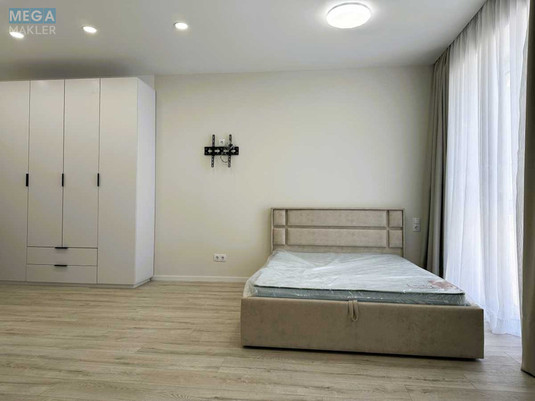 Продаж 1 кімнатної квартири (31/16/6), 2 пов. 5 пов. будинку, <a class="location-link" href="/kiev/" title="Недвижимость Київ">Київ</a>, <a class="location-link" href="/kiev/svyatoshinskij/" title="Недвижимость Святошинський район">Святошинський р-н</a>, Обухівська вул., 91 (изображение 7)