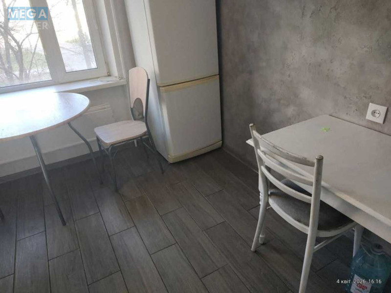 Продаж 1 кімнатної квартири (37/18/8), 2 пов. 9 пов. будинку, <a class="location-link" href="/kiev/" title="Недвижимость Київ">Київ</a>, <a class="location-link" href="/kiev/desnyanskij/" title="Недвижимость Деснянський район">Деснянський р-н</a>, Вікентія Беретті вул., 3 (изображение 10)