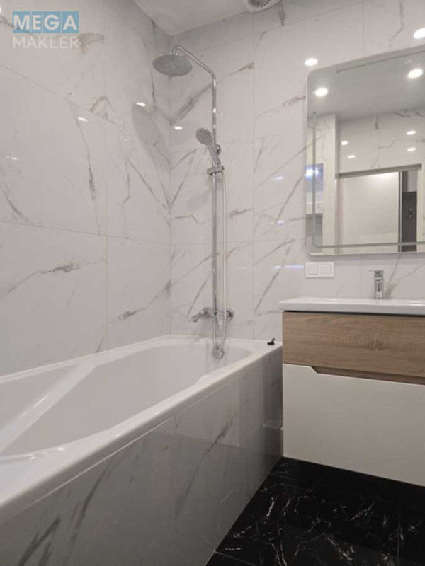 Продаж 1 кімнатної квартири (44/12/16), 2 пов. 10 пов. будинку, <a class="location-link" href="/kiev/" title="Недвижимость Київ">Київ</a>, <a class="location-link" href="/kiev/goloseevskij/" title="Недвижимость Голосіївський район">Голосіївський р-н</a>, Тадея Рыльского бульв., 1 (изображение 11)