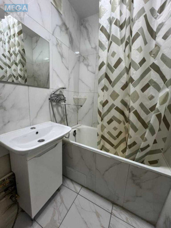 Продаж 1 кімнатної квартири (22/10/4), 3 пов. 9 пов. будинку, <a class="location-link" href="/kiev/" title="Недвижимость Київ">Київ</a>, <a class="location-link" href="/kiev/shevchenkovskij/" title="Недвижимость Шевченківський район">Шевченківський р-н</a>, Бакинська вул., 37а (изображение 2)