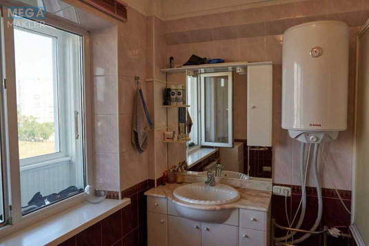 Продаж 3 кімнатної квартири (73/?/8), 7 пов. 8 пов. будинку, <a class="location-link" href="/kiev/" title="Недвижимость Київ">Київ</a>, <a class="location-link" href="/kiev/obolonskij/" title="Недвижимость Оболонський район">Оболонський р-н</a>, Маршала Малиновского ул., 3б (изображение 9)