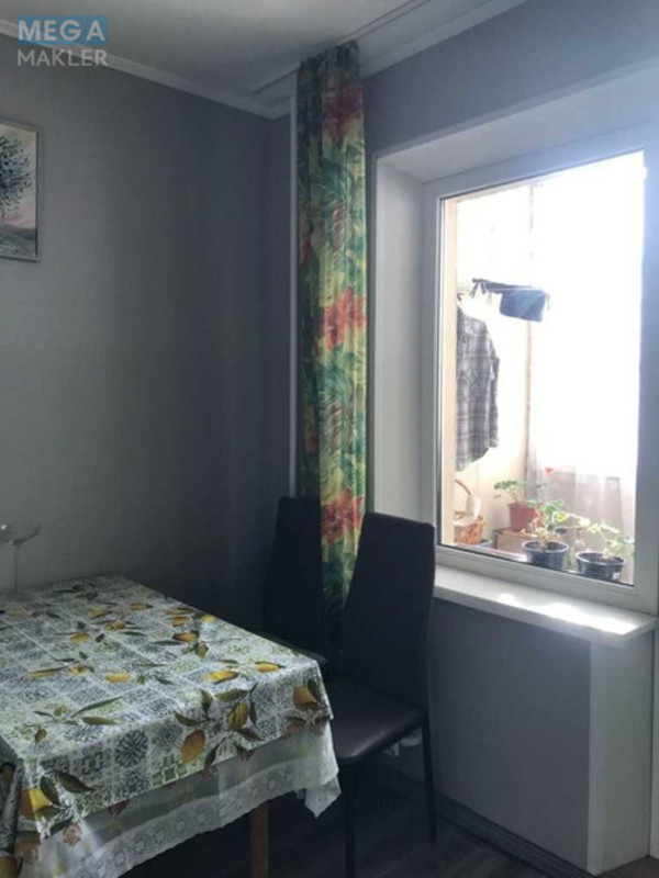 Продаж 2 кімнатної квартири (56/?/8,5), 7 пов. 16 пов. будинку, <a class="location-link" href="/kiev/" title="Недвижимость Київ">Київ</a>, <a class="location-link" href="/kiev/darnickij/" title="Недвижимость Дарницький район">Дарницький р-н</a>, Александра Мишуги ул., 11 (изображение 3)