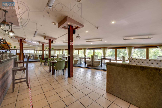 Продаж комерційної нерухомості, 253&nbsp;кв.м, под офис, <a class="location-link" href="/kiev/" title="Недвижимость Київ">Київ</a>, <a class="location-link" href="/kiev/obolonskij/" title="Недвижимость Оболонський район">Оболонський р-н</a>, Героев Сталинграда просп., 12Д (изображение 8)