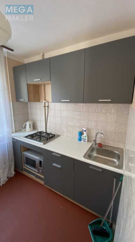 Оренда 1 кімнатної квартири, <a class="location-link" href="/kiev/" title="Недвижимость Київ">Київ</a>, <a class="location-link" href="/kiev/solomenskij/" title="Недвижимость Солом'янський район">Солом'янський р-н</a>, Героїв Севастополя вул., 12 (изображение 4)