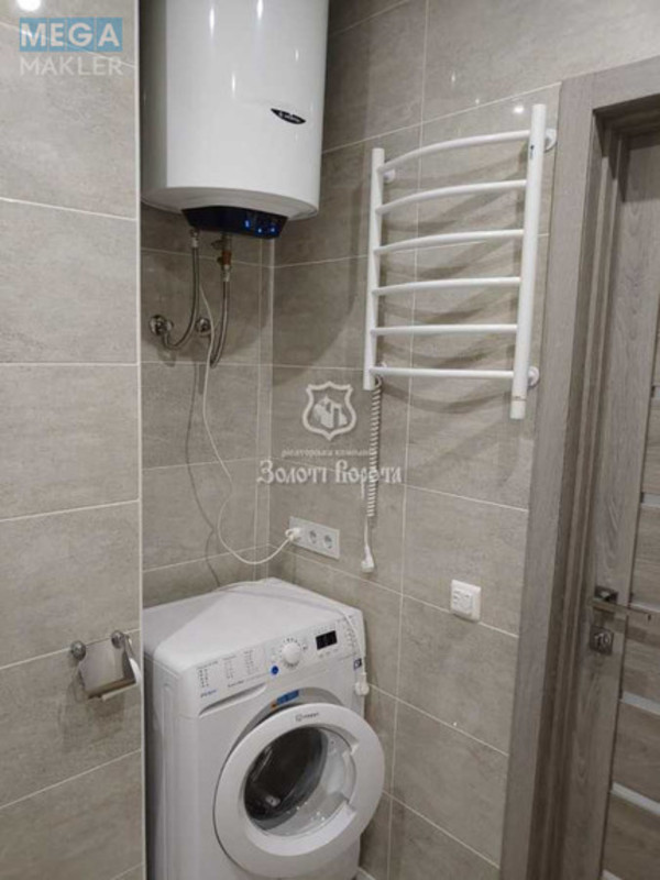 Продаж 1 кімнатної квартири (37/15/10,4), 11 пов. 21 пов. будинку, <a class="location-link" href="/kiev/" title="Недвижимость Київ">Київ</a>, <a class="location-link" href="/kiev/podolskij/" title="Недвижимость Подільський район">Подільський р-н</a>, Європейського Союзу просп., 43б (изображение 7)