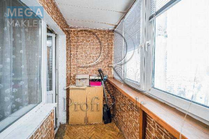 Продаж 3 кімнатної квартири (72/42/9), 14 пов. 16 пов. будинку, <a class="location-link" href="/kiev/" title="Недвижимость Київ">Київ</a>, <a class="location-link" href="/kiev/svyatoshinskij/" title="Недвижимость Святошинський район">Святошинський р-н</a>, Булгакова вулиця, 3 (изображение 6)