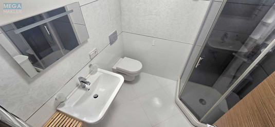 Оренда 1 кімнатної квартири, <a class="location-link" href="/kiev/" title="Недвижимость Київ">Київ</a>, <a class="location-link" href="/kiev/shevchenkovskij/" title="Недвижимость Шевченківський район">Шевченківський р-н</a>, Дмитриевская ул., 82 (изображение 9)