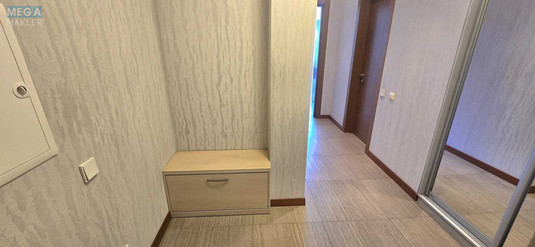 Оренда 1 кімнатної квартири, <a class="location-link" href="/kiev/" title="Недвижимость Київ">Київ</a>, <a class="location-link" href="/kiev/shevchenkovskij/" title="Недвижимость Шевченківський район">Шевченківський р-н</a>, Дмитриевская ул., 82 (изображение 13)