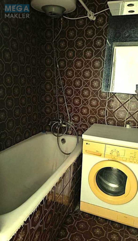 Продаж 3 кімнатної квартири (60/40/7), 2 пов. 9 пов. будинку, <a class="location-link" href="/kiev/" title="Недвижимость Київ">Київ</a>, <a class="location-link" href="/kiev/pecherskij/" title="Недвижимость Печерський район">Печерський р-н</a>, Евгения Коновальца ул., 15/1 (изображение 8)