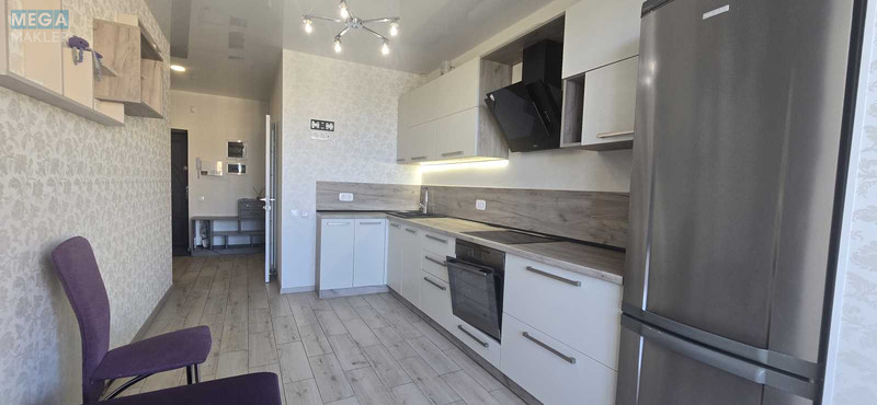 Продаж 2 кімнатної квартири (65/31/16), 11 пов. 11 пов. будинку, <a class="location-link" href="/petropavlovskaya-borshagovka/" title="Недвижимость Петропавлівська Борщагівка">Петропавлівська Борщагівка</a>, Соборна, 10-г (изображение 3)