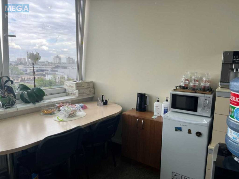 Оренда комерційної нерухомості, 95&nbsp;кв.м, под офис, <a class="location-link" href="/kiev/" title="Недвижимость Київ">Київ</a>, <a class="location-link" href="/kiev/dneprovskij/" title="Недвижимость Дніпровський район">Дніпровський р-н</a>, Євгена Сверстюка вул., 2А (изображение 12)