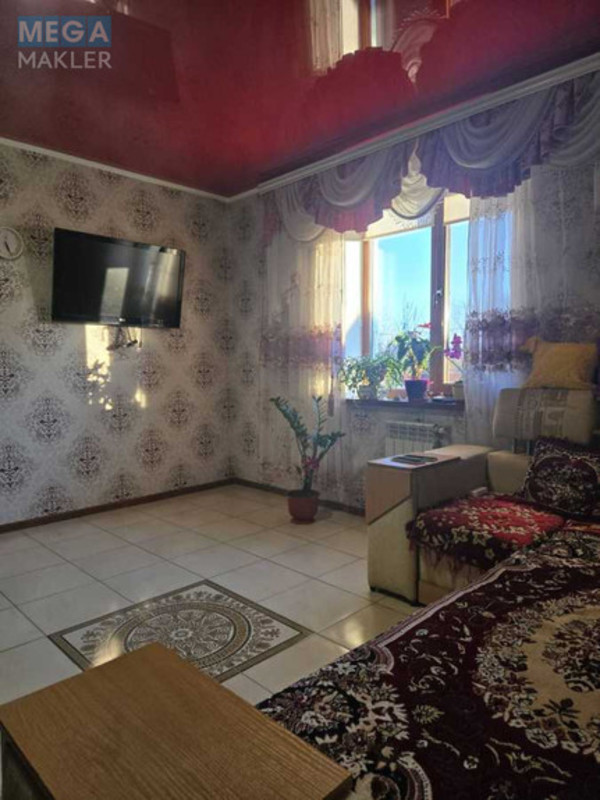 Продаж дома, 2&nbsp;поверху, 136&nbsp;кв.м, 4&nbsp;кімнати, ділянка 6&nbsp;соток, <a class="location-link" href="/vasilkov/" title="Недвижимость Васильків">Васильків</a>, Соборна (изображение 6)