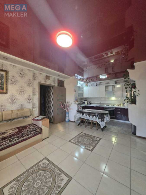 Продаж дома, 2&nbsp;поверху, 136&nbsp;кв.м, 4&nbsp;кімнати, ділянка 6&nbsp;соток, <a class="location-link" href="/vasilkov/" title="Недвижимость Васильків">Васильків</a>, Соборна (изображение 8)