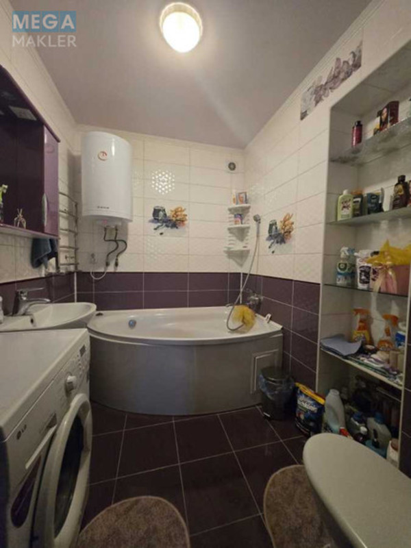 Продаж дома, 2&nbsp;поверху, 136&nbsp;кв.м, 4&nbsp;кімнати, ділянка 6&nbsp;соток, <a class="location-link" href="/vasilkov/" title="Недвижимость Васильків">Васильків</a>, Соборна (изображение 13)