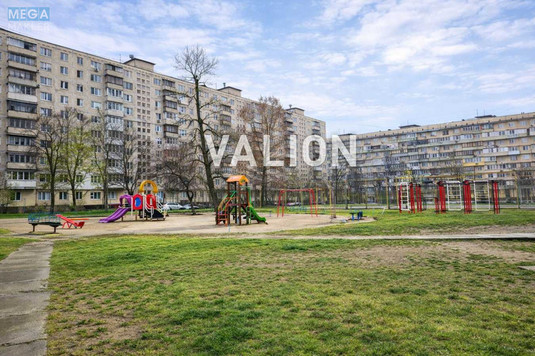 Продаж 2 кімнатної квартири (45,9/25,7/6,5), 9 пов. 9 пов. будинку, <a class="location-link" href="/kiev/" title="Недвижимость Київ">Київ</a>, <a class="location-link" href="/kiev/obolonskij/" title="Недвижимость Оболонський район">Оболонський р-н</a>, Маршала Малиновського вул., 11Б (изображение 20)