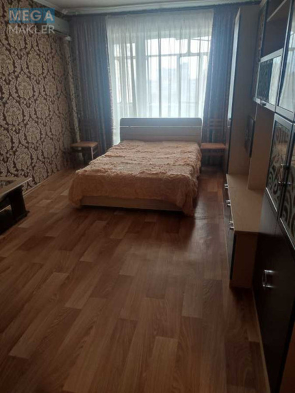 Оренда 1 кімнатної квартири, <a class="location-link" href="/kiev/" title="Недвижимость Київ">Київ</a>, <a class="location-link" href="/kiev/podolskij/" title="Недвижимость Подільський район">Подільський р-н</a>, Свободи просп., 1А (изображение 4)