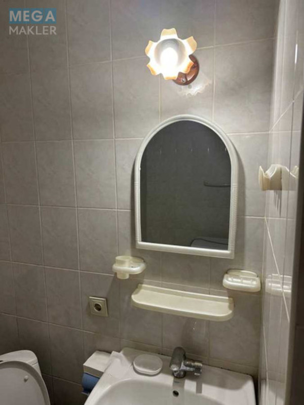 Оренда 1 кімнатної квартири, <a class="location-link" href="/kiev/" title="Недвижимость Київ">Київ</a>, <a class="location-link" href="/kiev/dneprovskij/" title="Недвижимость Дніпровський район">Дніпровський р-н</a>, Новаторов ул., 9 (изображение 8)