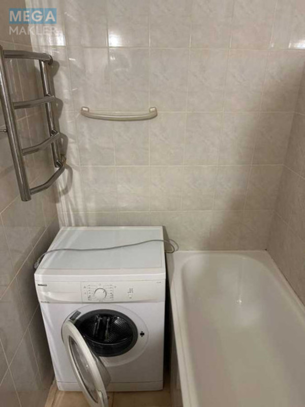 Оренда 1 кімнатної квартири, <a class="location-link" href="/kiev/" title="Недвижимость Київ">Київ</a>, <a class="location-link" href="/kiev/dneprovskij/" title="Недвижимость Дніпровський район">Дніпровський р-н</a>, Новаторов ул., 9 (изображение 9)