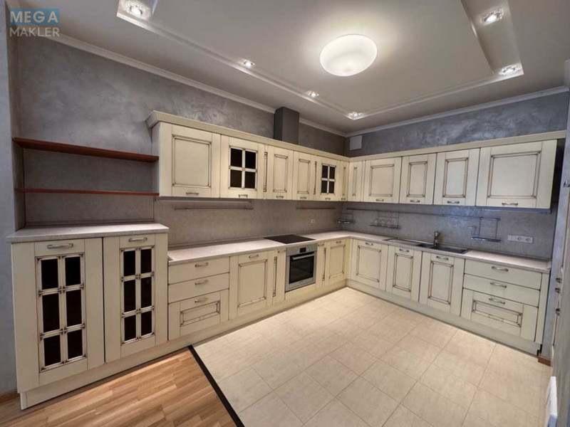 Оренда 4 кімнатні квартири, <a class="location-link" href="/kiev/" title="Недвижимость Київ">Київ</a>, <a class="location-link" href="/kiev/pecherskij/" title="Недвижимость Печерський район">Печерський р-н</a>, Звіринецька вул., 59 (изображение 15)