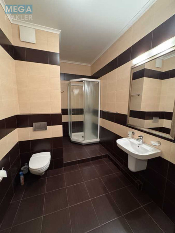 Оренда 4 кімнатні квартири, <a class="location-link" href="/kiev/" title="Недвижимость Київ">Київ</a>, <a class="location-link" href="/kiev/pecherskij/" title="Недвижимость Печерський район">Печерський р-н</a>, Звіринецька вул., 59 (изображение 16)