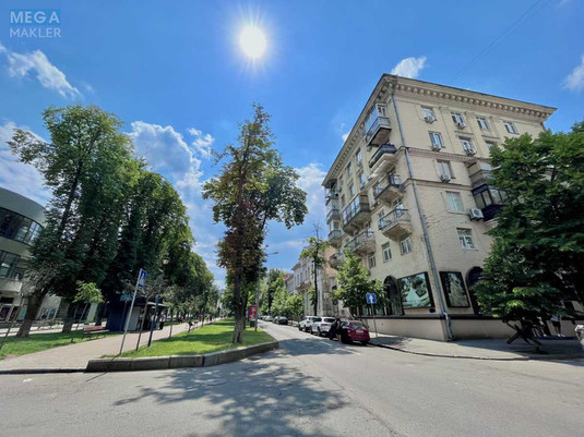 Оренда 1 кімнатної квартири, <a class="location-link" href="/kiev/" title="Недвижимость Київ">Київ</a>, <a class="location-link" href="/kiev/pecherskij/" title="Недвижимость Печерський район">Печерський р-н</a>, Шелковичная ул., 13/2 (изображение 16)