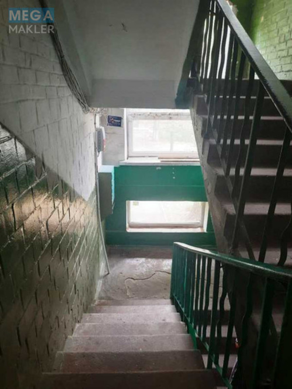 Продаж 1 кімнатної квартири (29/17/6), 2 пов. 5 пов. будинку, <a class="location-link" href="/kiev/" title="Недвижимость Київ">Київ</a>, <a class="location-link" href="/kiev/svyatoshinskij/" title="Недвижимость Святошинський район">Святошинський р-н</a>, Академіка Вернадського бульв., 63 (изображение 6)