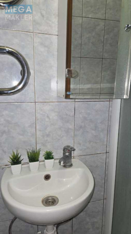 Продаж 1 кімнатної квартири (22/13/4), 2 пов. 9 пов. будинку, <a class="location-link" href="/kiev/" title="Недвижимость Київ">Київ</a>, <a class="location-link" href="/kiev/svyatoshinskij/" title="Недвижимость Святошинський район">Святошинський р-н</a>, Кольцова бульв., 17Г (изображение 17)