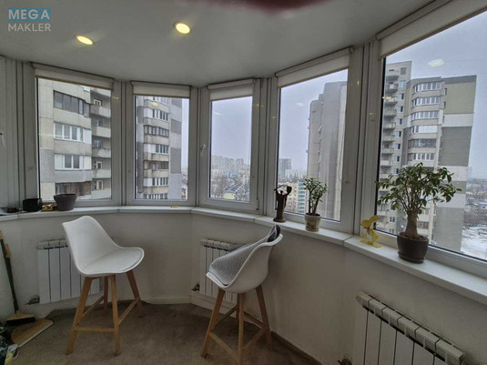 Продаж 3 кімнатної квартири (79/45/22), 13 пов. 18 пов. будинку, <a class="location-link" href="/kiev/" title="Недвижимость Київ">Київ</a>, <a class="location-link" href="/kiev/dneprovskij/" title="Недвижимость Дніпровський район">Дніпровський р-н</a>, Азербайджанская ул., 16/1 (изображение 7)