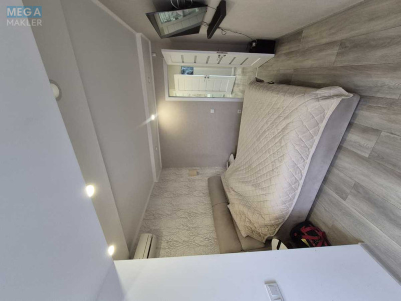 Продаж 3 кімнатної квартири (79/45/22), 13 пов. 18 пов. будинку, <a class="location-link" href="/kiev/" title="Недвижимость Київ">Київ</a>, <a class="location-link" href="/kiev/dneprovskij/" title="Недвижимость Дніпровський район">Дніпровський р-н</a>, Азербайджанская ул., 16/1 (изображение 10)