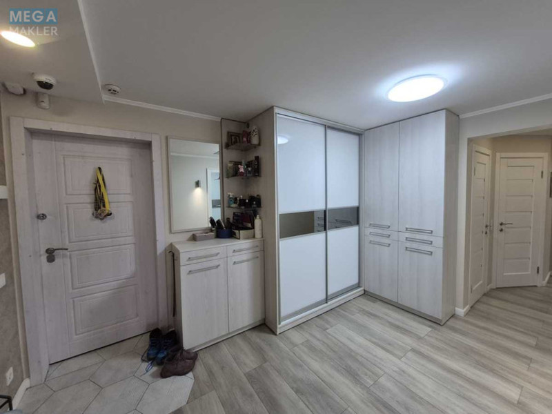 Продаж 3 кімнатної квартири (79/45/22), 13 пов. 18 пов. будинку, <a class="location-link" href="/kiev/" title="Недвижимость Київ">Київ</a>, <a class="location-link" href="/kiev/dneprovskij/" title="Недвижимость Дніпровський район">Дніпровський р-н</a>, Азербайджанская ул., 16/1 (изображение 19)