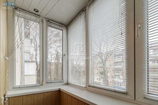 Продаж 3 кімнатної квартири (54,4/35/5,3), 3 пов. 5 пов. будинку, <a class="location-link" href="/kiev/" title="Недвижимость Київ">Київ</a>, <a class="location-link" href="/kiev/shevchenkovskij/" title="Недвижимость Шевченківський район">Шевченківський р-н</a>, Щусєва вул., 12 (изображение 4)