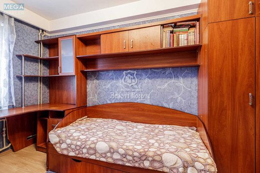 Продаж 3 кімнатної квартири (54,4/35/5,3), 3 пов. 5 пов. будинку, <a class="location-link" href="/kiev/" title="Недвижимость Київ">Київ</a>, <a class="location-link" href="/kiev/shevchenkovskij/" title="Недвижимость Шевченківський район">Шевченківський р-н</a>, Щусєва вул., 12 (изображение 6)