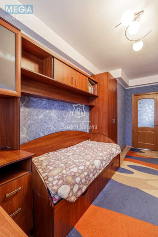 Продаж 3 кімнатної квартири (54,4/35/5,3), 3 пов. 5 пов. будинку, <a class="location-link" href="/kiev/" title="Недвижимость Київ">Київ</a>, <a class="location-link" href="/kiev/shevchenkovskij/" title="Недвижимость Шевченківський район">Шевченківський р-н</a>, Щусєва вул., 12 (изображение 7)