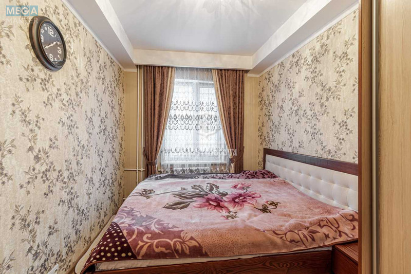 Продаж 3 кімнатної квартири (54,4/35/5,3), 3 пов. 5 пов. будинку, <a class="location-link" href="/kiev/" title="Недвижимость Київ">Київ</a>, <a class="location-link" href="/kiev/shevchenkovskij/" title="Недвижимость Шевченківський район">Шевченківський р-н</a>, Щусєва вул., 12 (изображение 8)