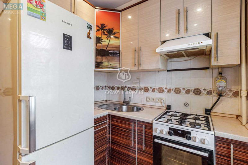 Продаж 3 кімнатної квартири (54,4/35/5,3), 3 пов. 5 пов. будинку, <a class="location-link" href="/kiev/" title="Недвижимость Київ">Київ</a>, <a class="location-link" href="/kiev/shevchenkovskij/" title="Недвижимость Шевченківський район">Шевченківський р-н</a>, Щусєва вул., 12 (изображение 11)