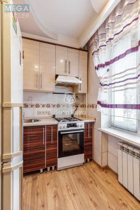 Продаж 3 кімнатної квартири (54,4/35/5,3), 3 пов. 5 пов. будинку, <a class="location-link" href="/kiev/" title="Недвижимость Київ">Київ</a>, <a class="location-link" href="/kiev/shevchenkovskij/" title="Недвижимость Шевченківський район">Шевченківський р-н</a>, Щусєва вул., 12 (изображение 12)