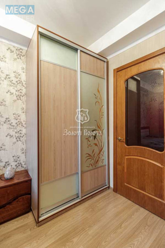 Продаж 3 кімнатної квартири (54,4/35/5,3), 3 пов. 5 пов. будинку, <a class="location-link" href="/kiev/" title="Недвижимость Київ">Київ</a>, <a class="location-link" href="/kiev/shevchenkovskij/" title="Недвижимость Шевченківський район">Шевченківський р-н</a>, Щусєва вул., 12 (изображение 19)