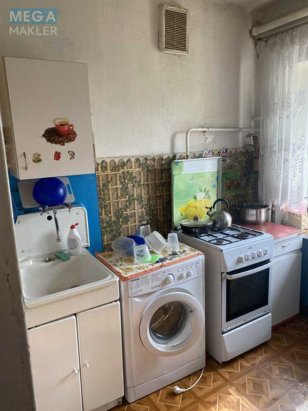 Оренда 1 кімнатної квартири, <a class="location-link" href="/kiev/" title="Недвижимость Київ">Київ</a>, <a class="location-link" href="/kiev/dneprovskij/" title="Недвижимость Дніпровський район">Дніпровський р-н</a>, Юрія Гагаріна просп., 19 (изображение 8)