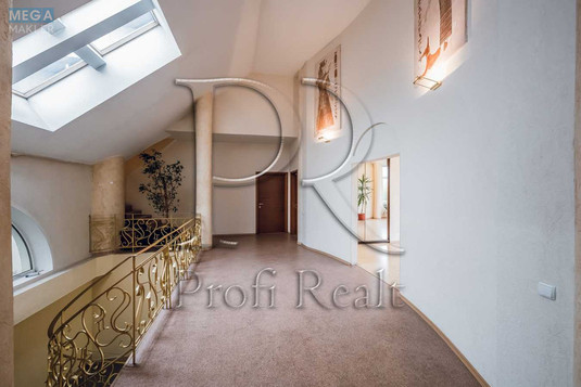 Продаж дома, 3&nbsp;поверху, 568&nbsp;кв.м, 6&nbsp;кімнат, ділянка 10&nbsp;соток, <a class="location-link" href="/kiev/" title="Недвижимость Київ">Київ</a>, <a class="location-link" href="/kiev/goloseevskij/" title="Недвижимость Голосеевский район">Голосеевский р-н</a>, Нечуя-Левицького вул. (изображение 11)