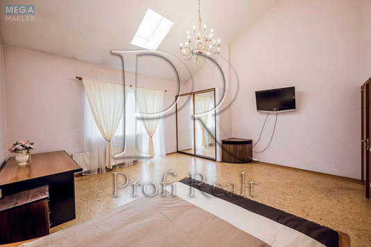 Продаж дома, 3&nbsp;поверху, 568&nbsp;кв.м, 6&nbsp;кімнат, ділянка 10&nbsp;соток, <a class="location-link" href="/kiev/" title="Недвижимость Київ">Київ</a>, <a class="location-link" href="/kiev/goloseevskij/" title="Недвижимость Голосеевский район">Голосеевский р-н</a>, Нечуя-Левицького вул. (изображение 15)