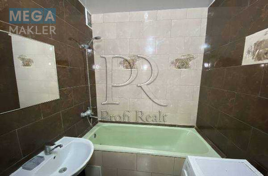 Продаж 3 кімнатної квартири (74/42/8), 5 пов. 13 пов. будинку, <a class="location-link" href="/kiev/" title="Недвижимость Київ">Київ</a>, <a class="location-link" href="/kiev/svyatoshinskij/" title="Недвижимость Святошинський район">Святошинський р-н</a>, Чорнобильська вулиця, 24/26 (изображение 10)