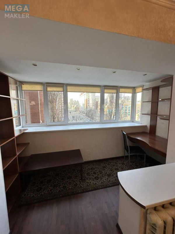 Оренда 2 кімнатної квартири, <a class="location-link" href="/kiev/" title="Недвижимость Київ">Київ</a>, <a class="location-link" href="/kiev/goloseevskij/" title="Недвижимость Голосіївський район">Голосіївський р-н</a>, Владимира Антоновича ул., 164 (изображение 4)