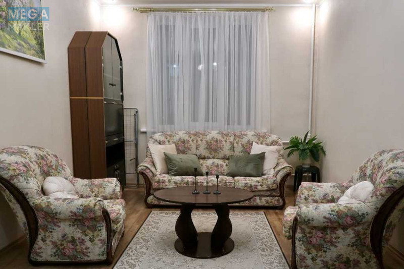 Оренда 3 кімнатної квартири, <a class="location-link" href="/kiev/" title="Недвижимость Київ">Київ</a>, <a class="location-link" href="/kiev/pecherskij/" title="Недвижимость Печерський район">Печерський р-н</a>, Михайла Бойчука вул., 4 (изображение 2)