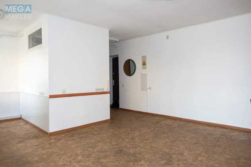 Оренда комерційної нерухомості, 47&nbsp;кв.м, под офис, <a class="location-link" href="/kiev/" title="Недвижимость Київ">Київ</a>, <a class="location-link" href="/kiev/pecherskij/" title="Недвижимость Печерський район">Печерський р-н</a>, Леси Украинки бульв., 19 (изображение 3)