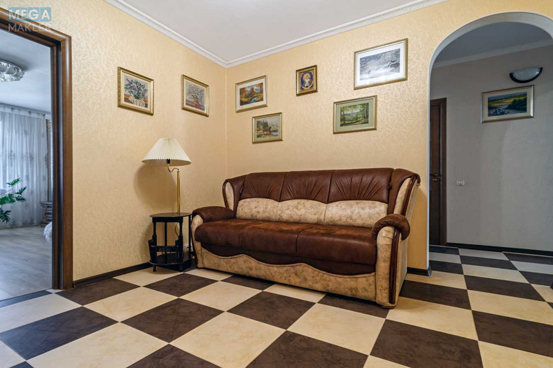 Продаж 3 кімнатної квартири (98/52/12), 20 пов. 20 пов. будинку, <a class="location-link" href="/kiev/" title="Недвижимость Київ">Київ</a>, <a class="location-link" href="/kiev/desnyanskij/" title="Недвижимость Деснянський район">Деснянський р-н</a>, Миколи Закревського вул., 97 (изображение 9)