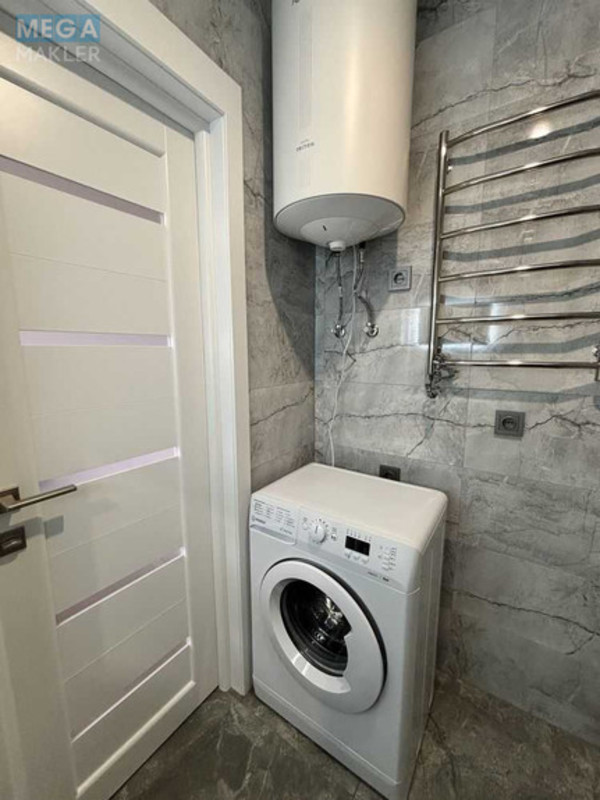 Продаж 1 кімнатної квартири (27/13/8), 3 пов. 4 пов. будинку, <a class="location-link" href="/sofievskaya-borshagovka/" title="Недвижимость Софіївська Борщагівка">Софіївська Борщагівка</a>, Героїв Небесної Сотні (изображение 18)