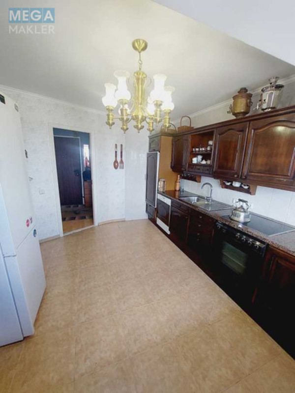 Оренда 3 кімнатної квартири, <a class="location-link" href="/kiev/" title="Недвижимость Київ">Київ</a>, <a class="location-link" href="/kiev/svyatoshinskij/" title="Недвижимость Святошинський район">Святошинський р-н</a>, Петра Чаадаева ул., 2Б (изображение 9)