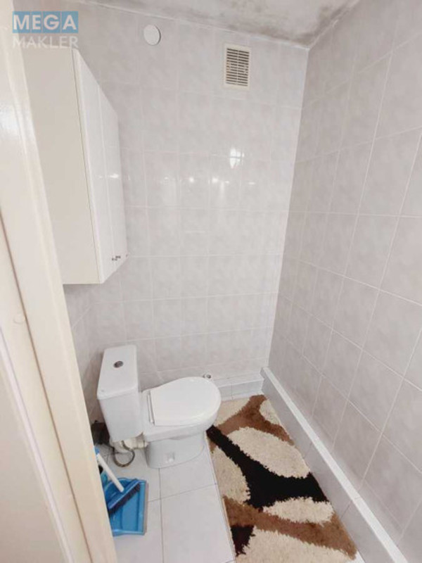 Оренда 3 кімнатної квартири, <a class="location-link" href="/kiev/" title="Недвижимость Київ">Київ</a>, <a class="location-link" href="/kiev/svyatoshinskij/" title="Недвижимость Святошинський район">Святошинський р-н</a>, Петра Чаадаева ул., 2Б (изображение 13)